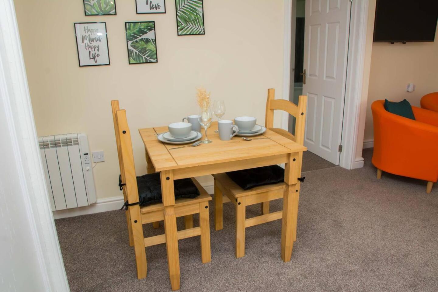 Apartamento Orange Lilly In Stroud With Free Parking Exterior foto